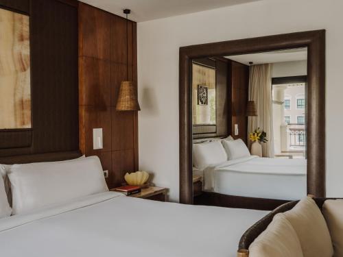 Suite Junior Red Level del hotel Red Level Gran Meliá Palacio de Isora. Foto 19