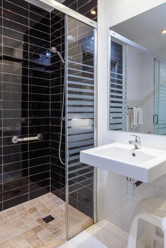Habitación Doble Estándar - 1 o 2 camas del hotel Olympia Universidades. Foto 8