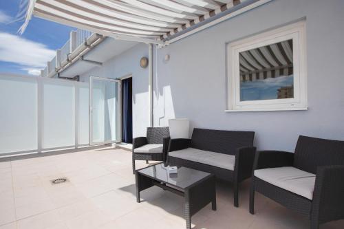 Habitación Doble con Terraza del hotel Olympia Universidades. Foto 4