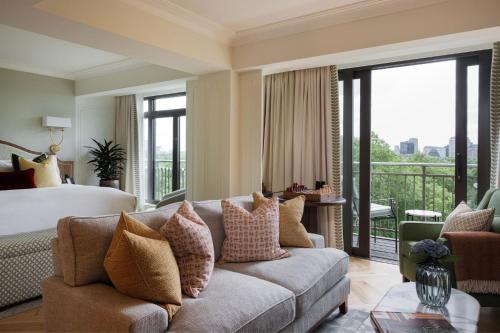 Suite del hotel The Athenaeum and Residences