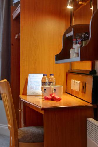 Habitación Doble Estándar - 2 camas del hotel Best Western Corona. Foto 4