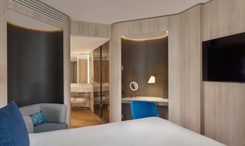 Habitación Deluxe - 1 cama grande del hotel Riu Plaza London The Westminster. Foto 1