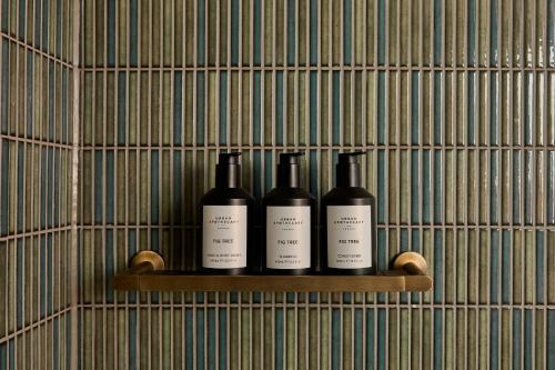 Habitación Premium con cama extragrande del hotel Indigo London K West Shepherd's Bush by IHG. Foto 3