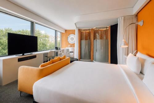 Habitación Doble Superior del hotel Evolution Lisboa. Foto 7