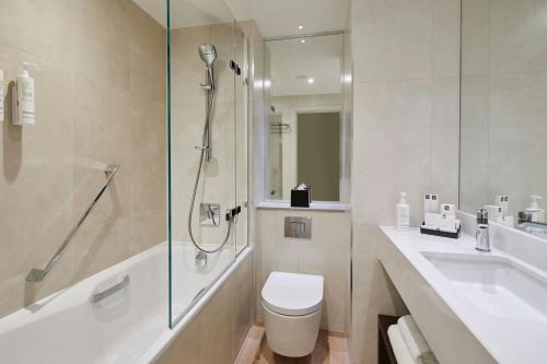 Habitación Executive Superior - Acceso a las instalaciones executive del hotel London Marriott Marble Arch. Foto 12