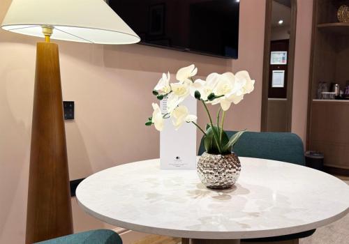 Double Family Room with Single Bed del hotel Doubletree By Hilton London Marble Arch. Foto 5
