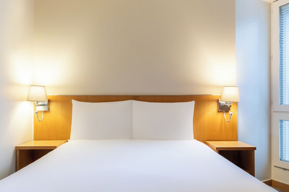 Habitación clásica doble del hotel St Giles - London. Foto 1