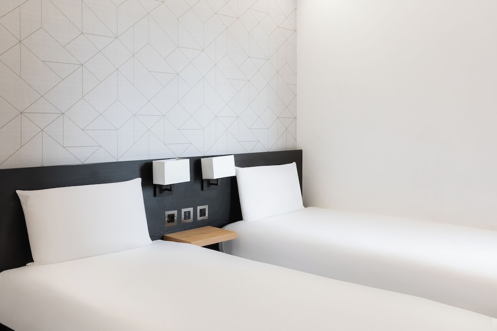 Habitación con 2 camas individuales (Urban) del hotel St Giles - London. Foto 1
