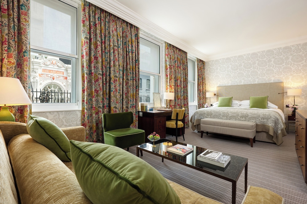 Habitación Deluxe del hotel Brown's , A Rocco Forte