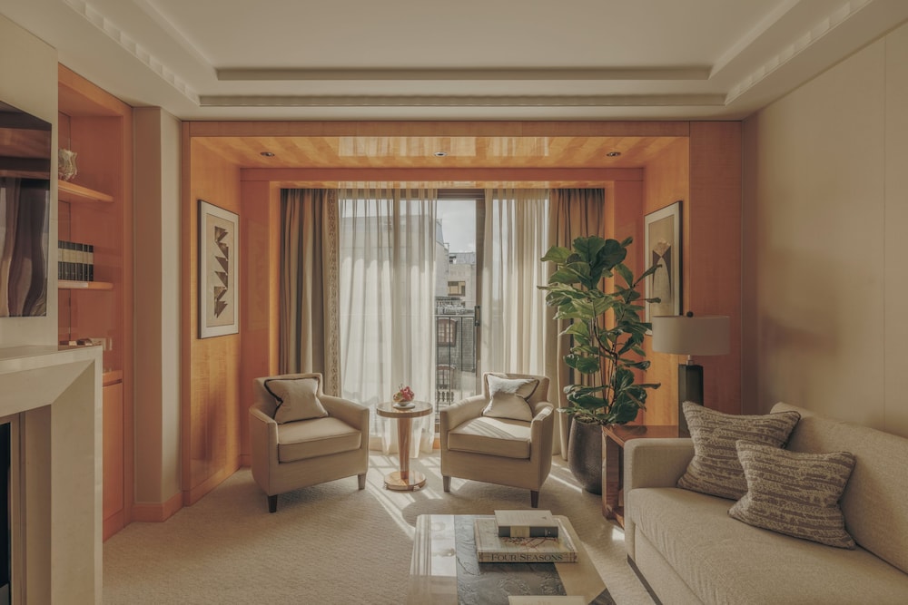 Suite Deluxe del hotel Four Seasons London At Park Lane