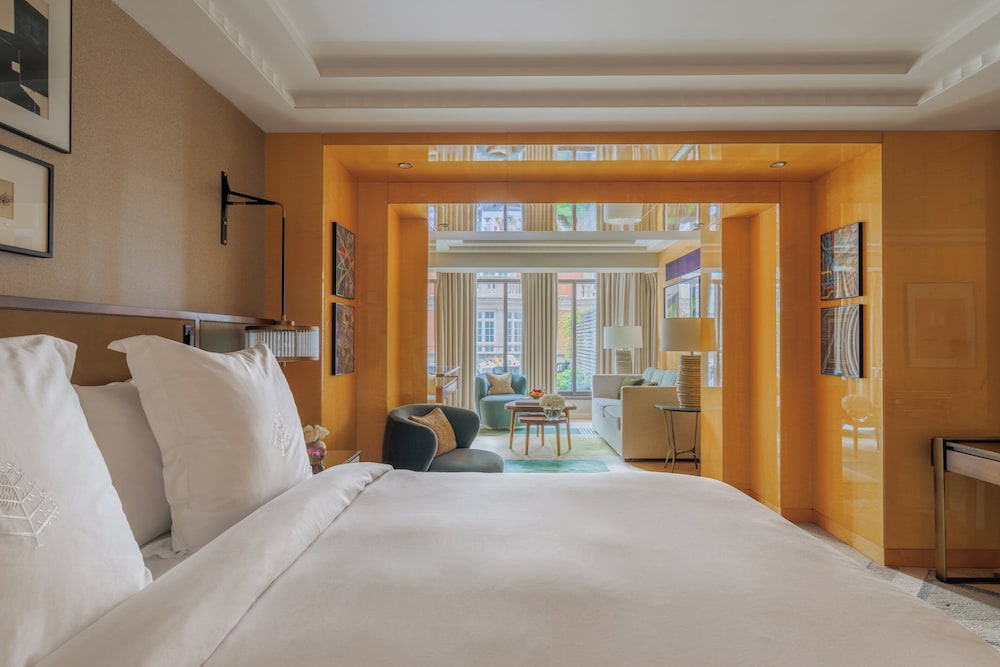 Suite estudio, terraza del hotel Four Seasons London At Park Lane. Foto 3