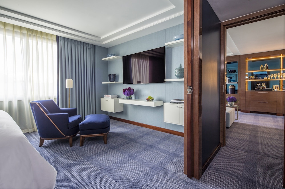Suite (Ambassador) del hotel Four Seasons London At Park Lane. Foto 3