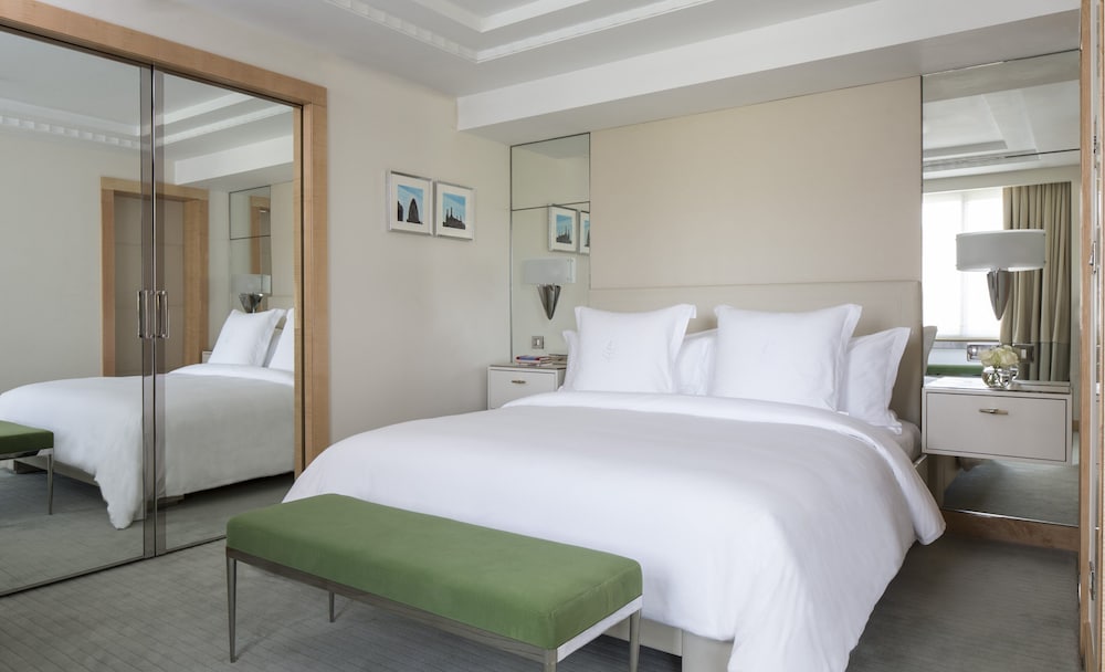 Suite (Mayfair) del hotel Four Seasons London At Park Lane. Foto 1