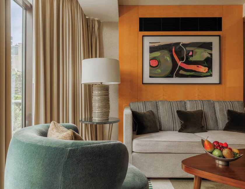 Suite estudio, terraza del hotel Four Seasons London At Park Lane. Foto 6