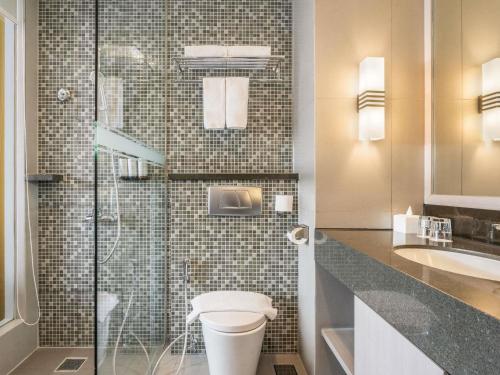 Habitación Privilege del hotel Mercure Jakarta Cikini. Foto 1