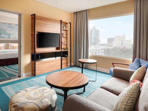 Suite Deluxe del hotel Mercure Jakarta Cikini. Foto 5