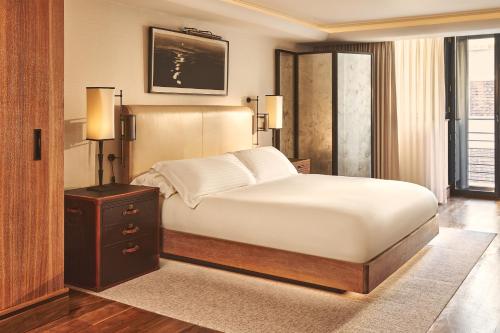 Estudio moderno del hotel The Connaught