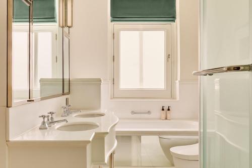 Connaught Suite del hotel The Connaught. Foto 2