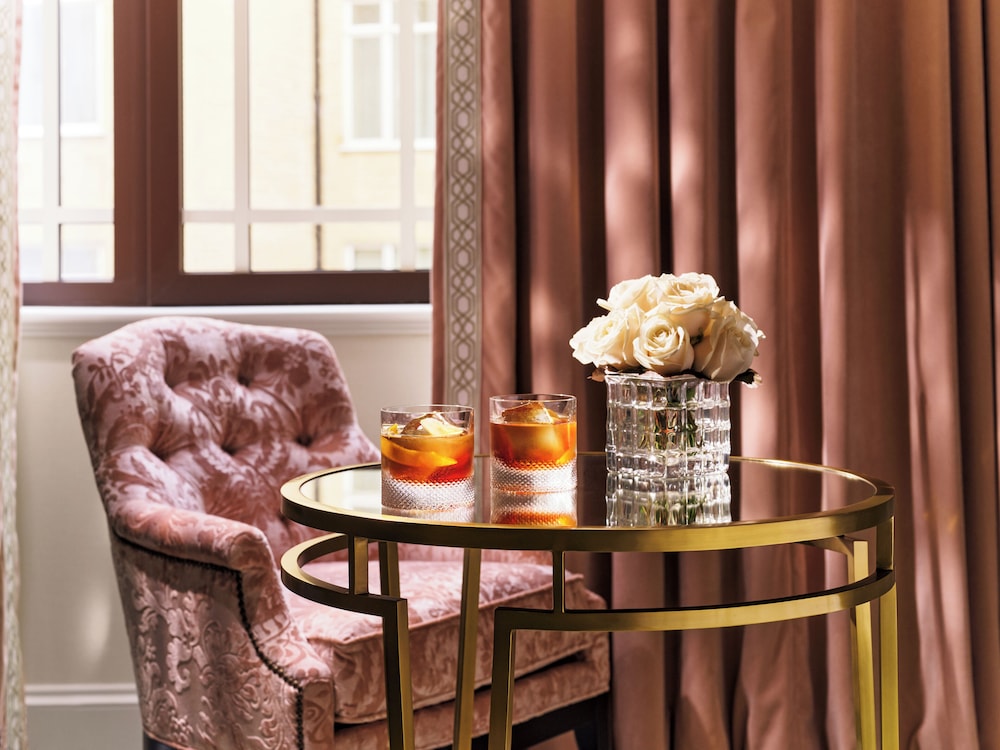 Habitación superior del hotel The Dorchester. Foto 7