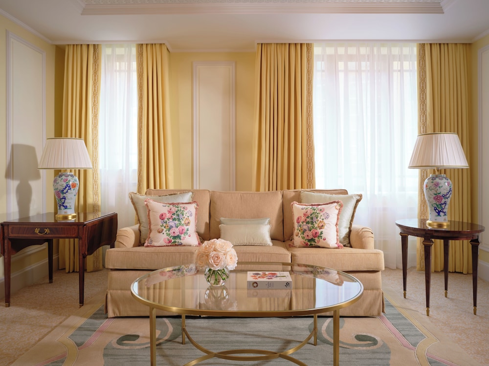 Suite junior (Superior) del hotel The Dorchester. Foto 3