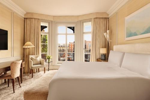 Suite con terraza del hotel Claridge's. Foto 1