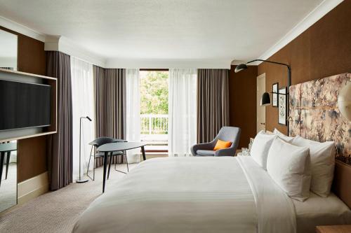 Habitación Superior con balcón - 1 cama extragrande - Planta superior del hotel London Marriott Regents Park