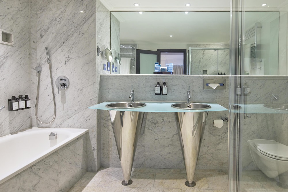 Suite estudio (Studio) del hotel Radisson Blu , London Leicester Square. Foto 10