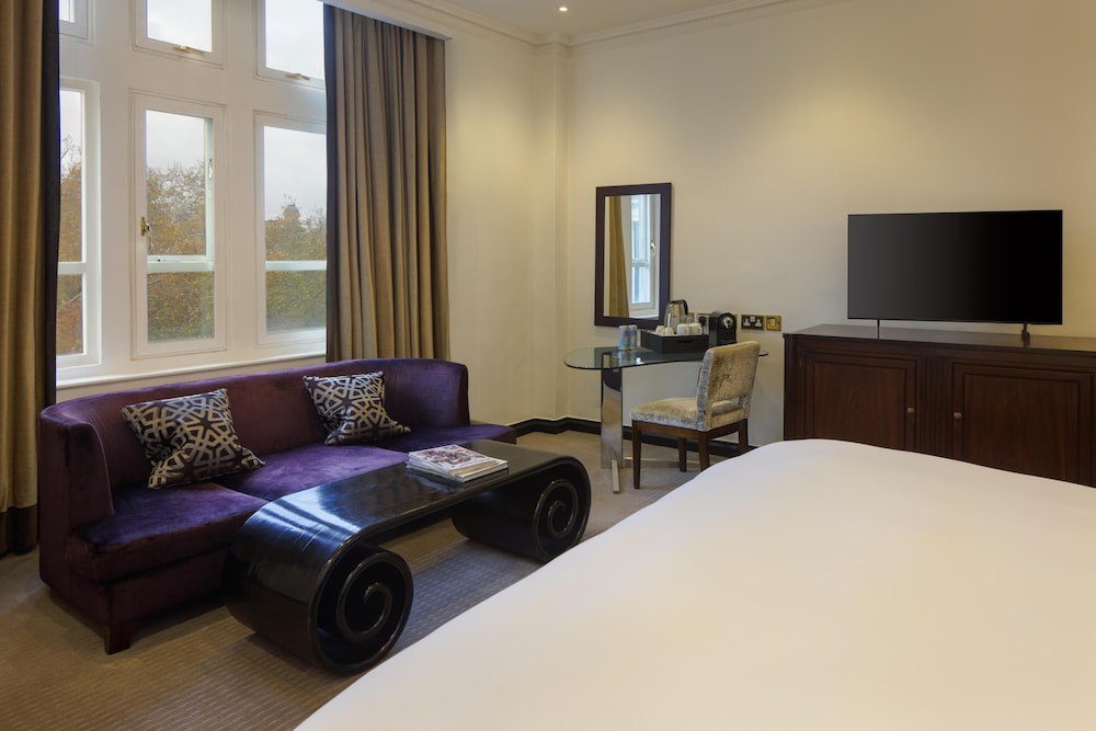 Habitación Premium (Square View) del hotel Radisson Blu , London Leicester Square. Foto 7