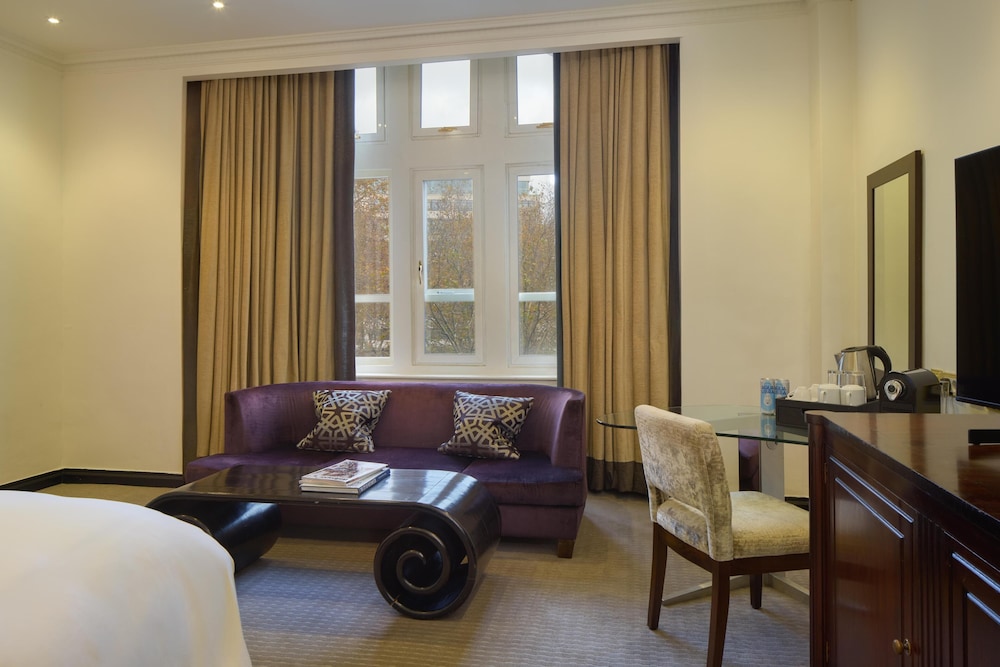 Habitación Premium (Square View) del hotel Radisson Blu , London Leicester Square. Foto 8