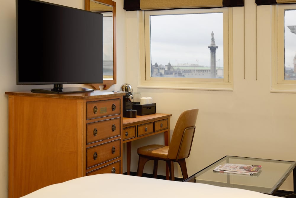 Habitación Premium del hotel Radisson Blu , London Leicester Square. Foto 3