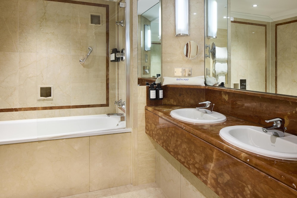 Suite, 1 habitación (View of the Square) del hotel Radisson Blu , London Leicester Square. Foto 10