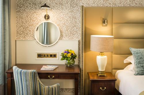 Habitación doble Lujo 1 Cama king del hotel The Bailey’s Hotel London Kensington
