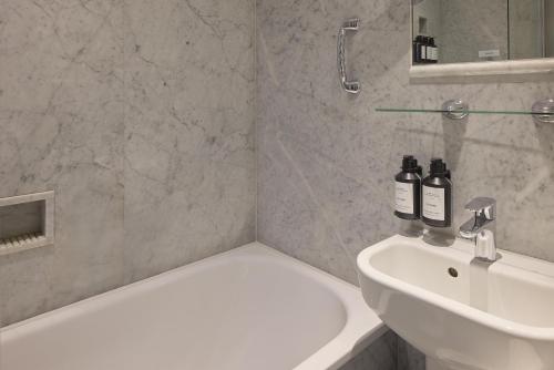 Habitación Familiar del hotel Radisson Blu , London South Kensington. Foto 6