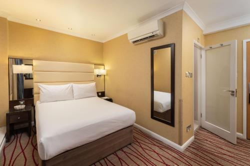 Habitación Doble Club del hotel Park Grand Hyde Park