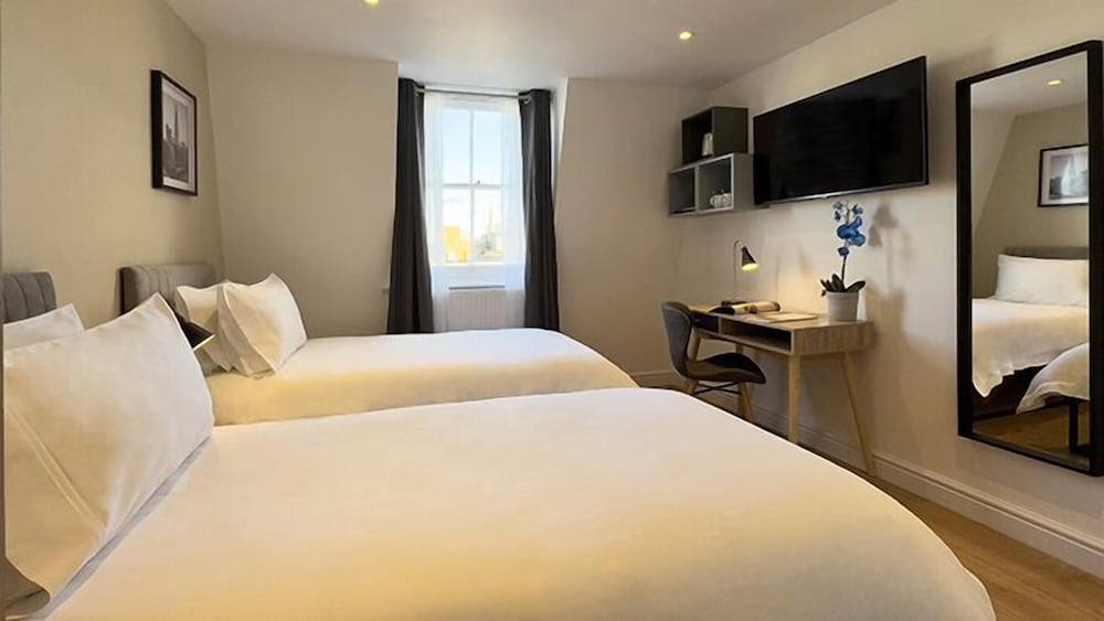 Habitación Premier con 2 camas individuales del hotel Berjaya Eden Park London