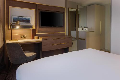 Habitación Doble del hotel Doubletree By Hilton London Angel Kings Cross. Foto 13