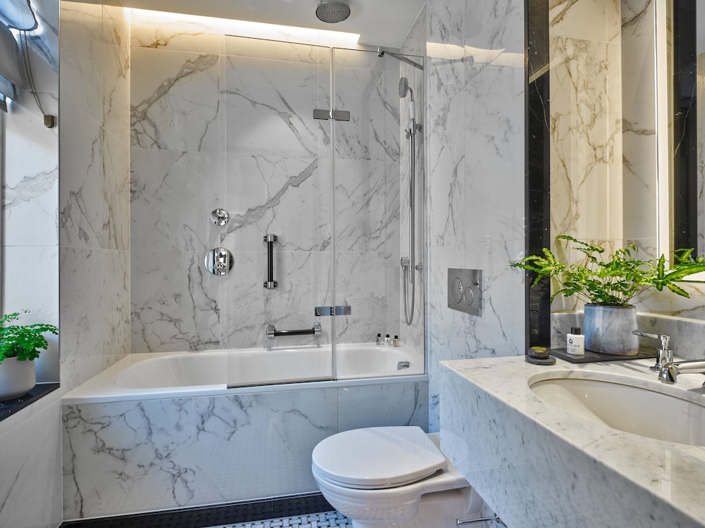 Habitación ejecutiva del hotel The Mayfair Townhouse. Foto 5