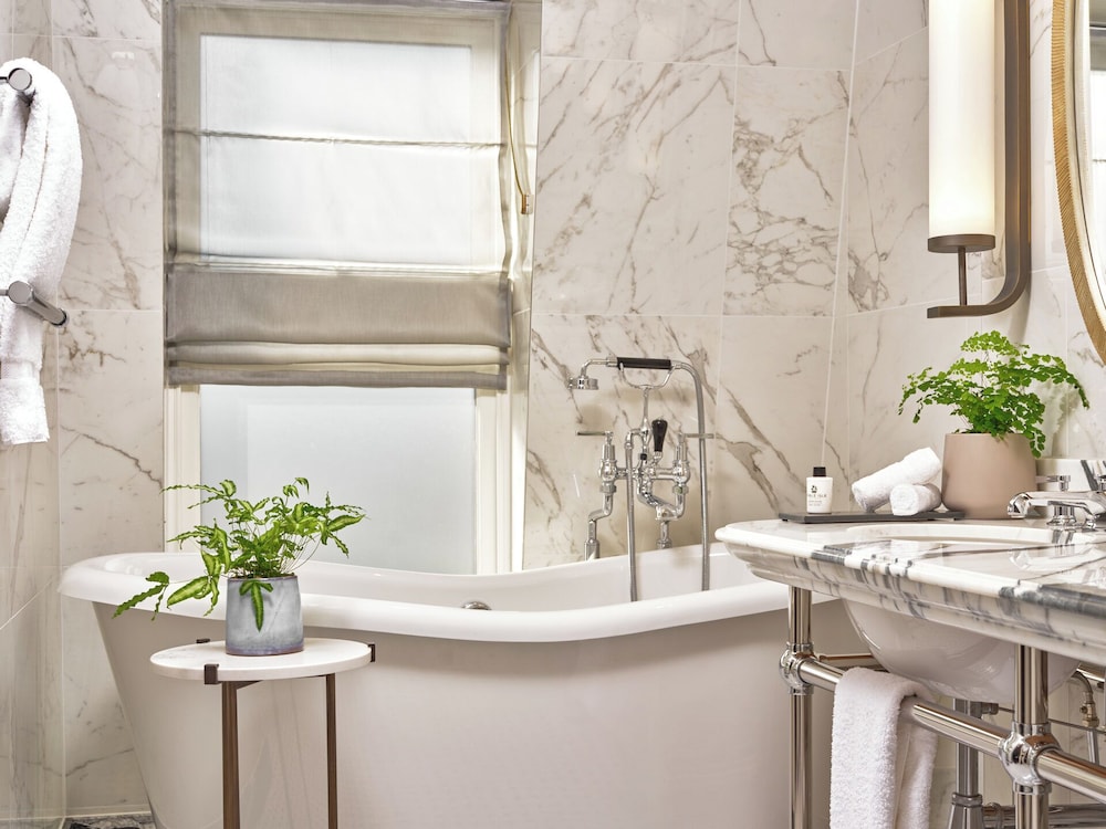 Suite (Fifth Floor) del hotel The Mayfair Townhouse. Foto 2