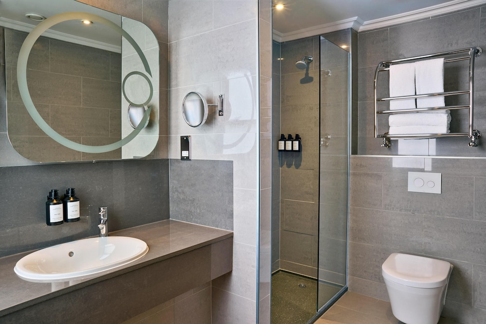 Suite, en esquina del hotel Radisson Blu , London Mercer Street. Foto 2