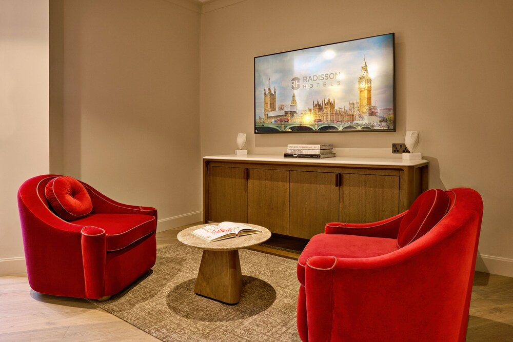 Suite, en esquina del hotel Radisson Blu , London Mercer Street. Foto 4