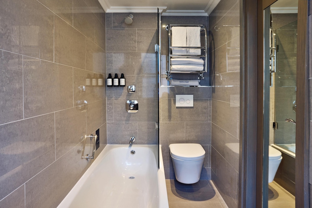 Habitación Superior del hotel Radisson Blu , London Mercer Street. Foto 11