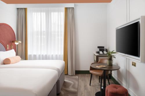 Habitación Doble Premium con vistas a la calle - 2 camas del hotel The Welbeck. Foto 6