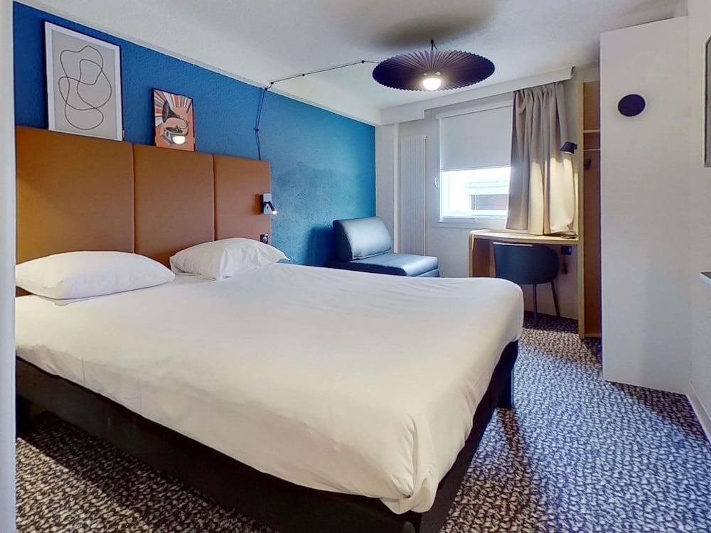 Habitación triple, 1 cama doble con sofá cama del hotel IBIS PARIS BRANCION PARC DES EXPOSITIONS 15ÈME. Foto 9