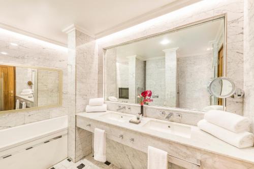 Suite Ático Savile del hotel The Chelsea Harbour and Spa. Foto 3