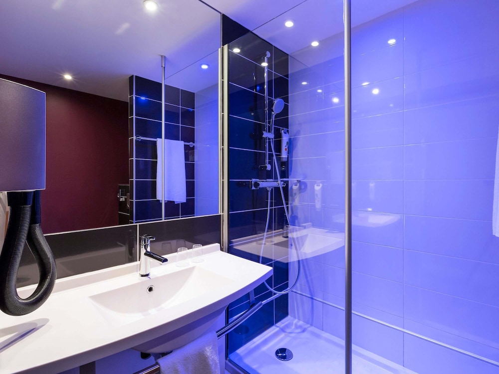Habitación doble Confort 1 Cama doble del hotel Ibis Styles Blois Centre Gare. Foto 7