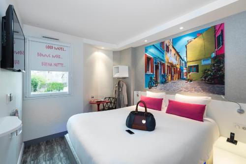 Habitación Estándar con 1 cama doble del hotel Ibis Styles Blois Centre Gare. Foto 10