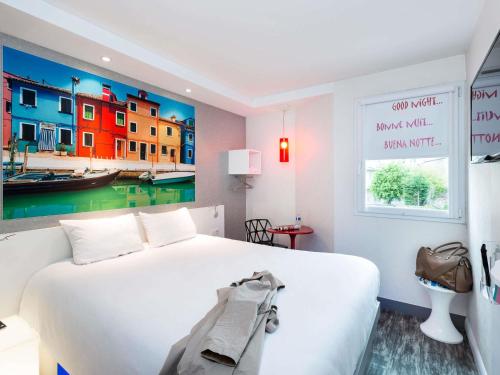 Habitación Estándar con 1 cama doble del hotel Ibis Styles Blois Centre Gare. Foto 14