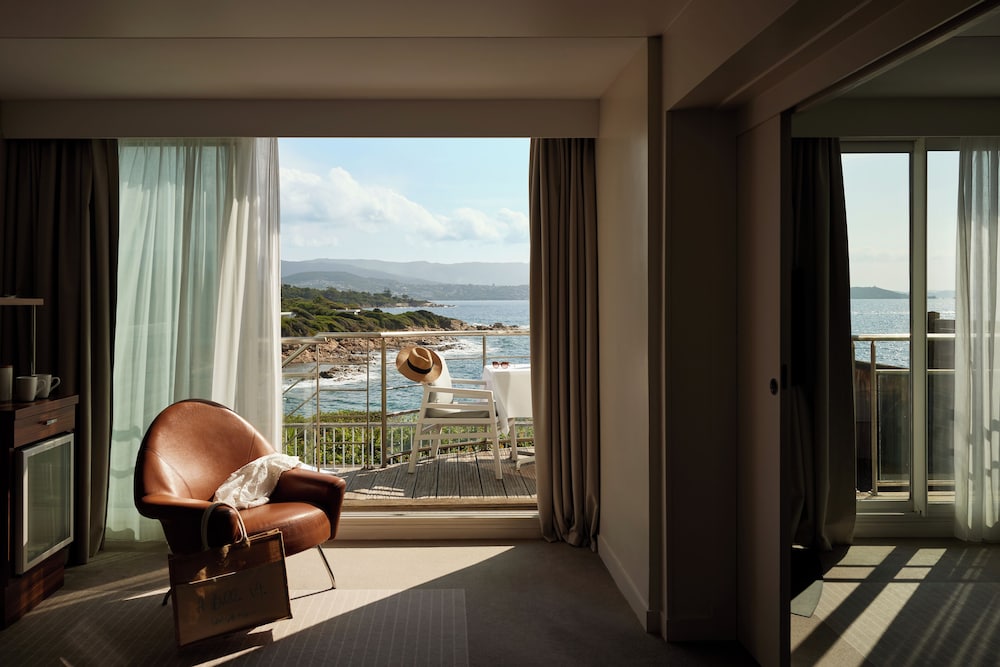 SUITE, 1 Cama King Size, terraza privada, vistas al mar del hotel Sofitel Golfe Ajaccio Thalassa Sea and Spa. Foto 1
