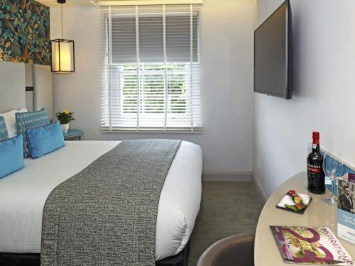 Habitación Doble Acogedora del hotel Mercure London Hyde Park. Foto 5