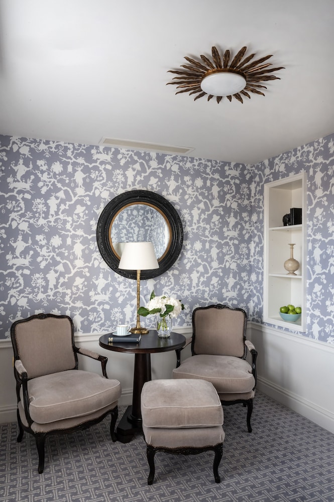 Suite estudio de lujo del hotel The Kensington. Foto 2